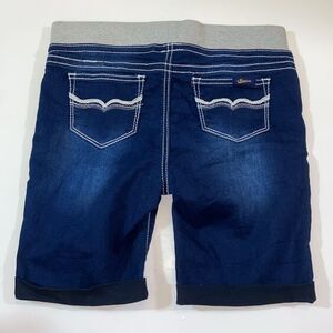 New No Label 🏷️ Seven Jeans Junior Shorts Size 16